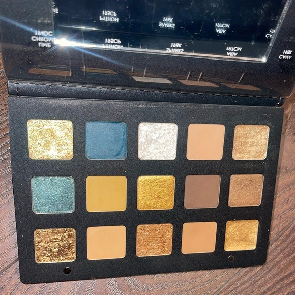 Natasha Denona Gold Palette (Original) - Picture 9 of 12